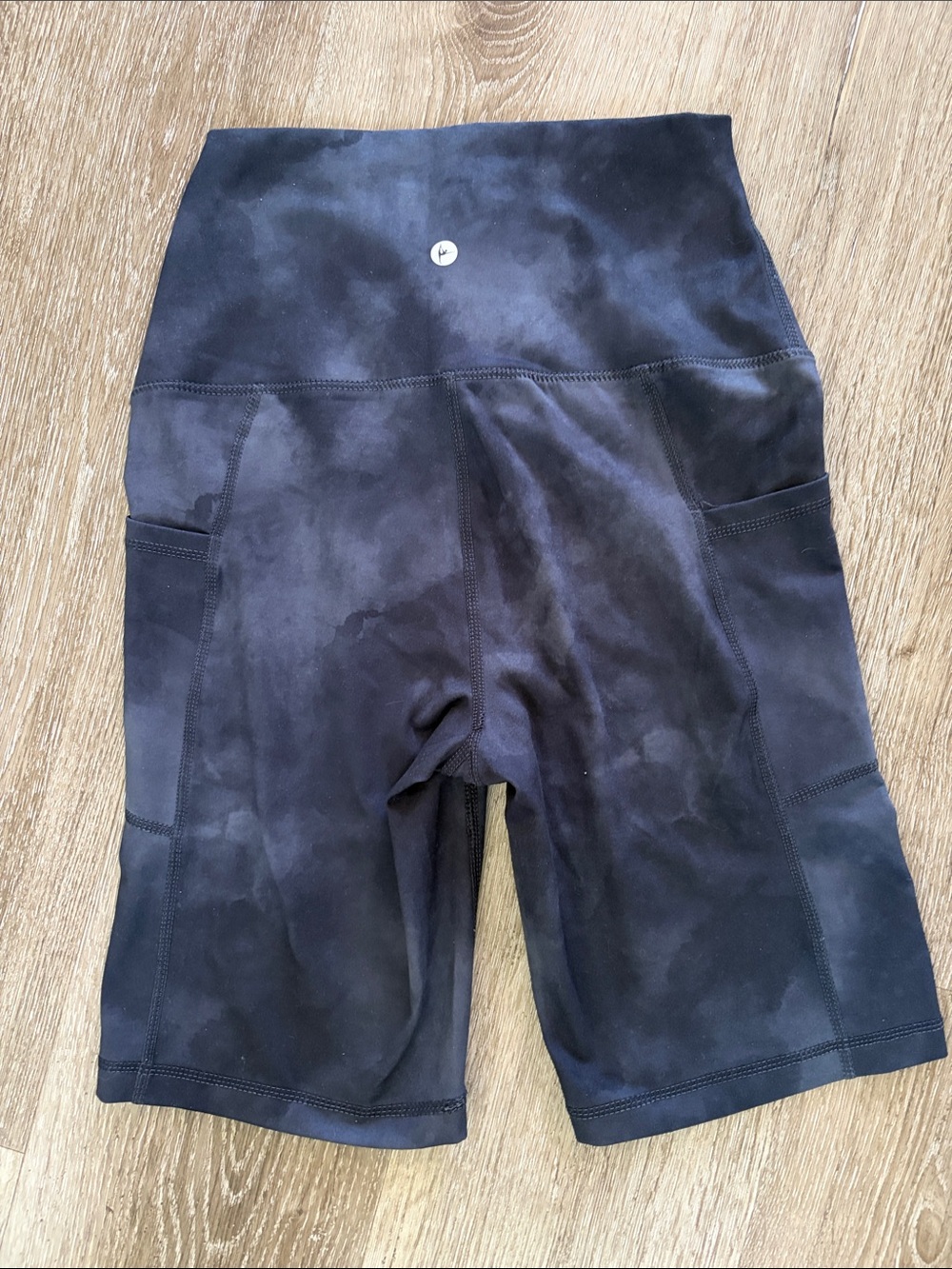 90 Degree By Reflex Women's Black Tie-Dye Bike Shorts - Picture 3 of 6